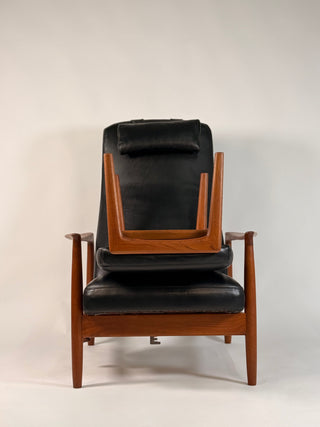 Folke Ohlsson Recliner and Ottoman for Dux in Black Leather