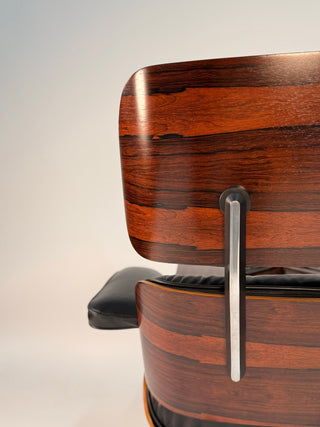 Dramatic Striped Eames Lounge Chair & Ottoman 670/671 – 3rd Generation: Early 1970s | Rosewood & Black Leather