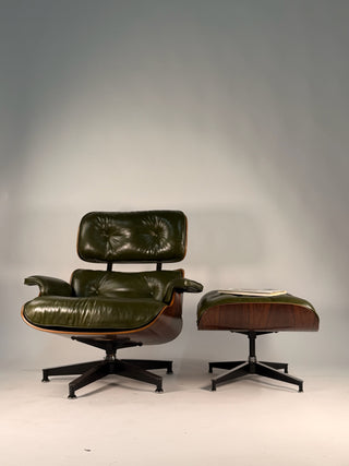 2nd Generation Rosewood Eames Lounge Chair 670/671 by Herman Miller