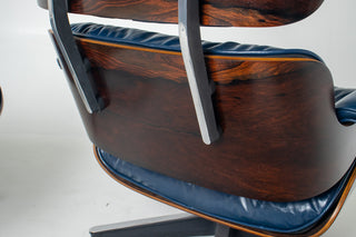 Early First Generation Eames 670/671 Lounge Chair & Ottoman in Brazilian Rosewood and Midnight Blue Leather