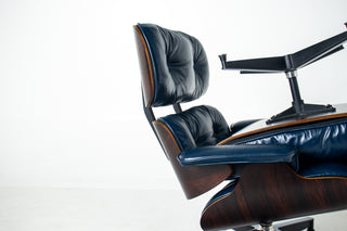 Early First Generation Eames 670/671 Lounge Chair & Ottoman in Brazilian Rosewood and Midnight Blue Leather