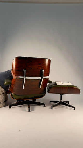 2nd Generation Rosewood Eames Lounge Chair 670/671 by Herman Miller