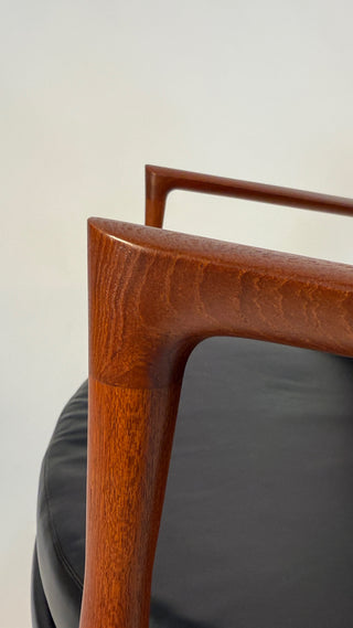 Rare Pair of Vintage Elizabeth Lounge Chairs by Ib Kofod Larsen