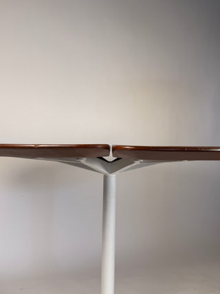 Richard Schultz Redwood Petal Dining Table for Knoll Circa 1960s