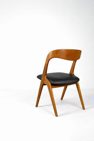 Set of Six Dining Chairs Johannes Andersen for Vamo Sonde, Denmark