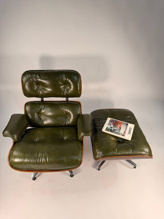 2nd Generation Rosewood Eames Lounge Chair 670/671 by Herman Miller