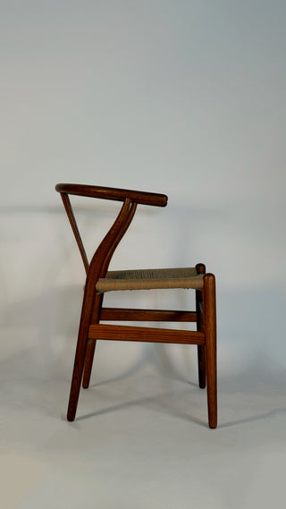 Pair of  Vintage Hans Wegner Wishbone Chairs for Carl Hansen