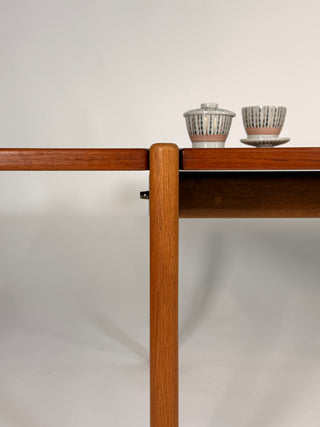 Hans Wegner Flip Top Coffee Table for Johannes Hansen – Teak, Oak, and Black Laminate