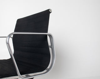Eames Aluminum Group Management Chair