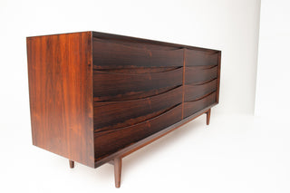 Arne Vodder Brazilian Rosewood Dresser with Sculptural Drawer Fronts