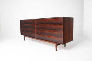 Arne Vodder Brazilian Rosewood Dresser with Sculptural Drawer Fronts