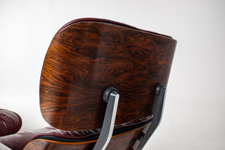 2nd Generation Eames Lounge Chair and Ottoman in Rosewood & Red Leather by Herman Miller (Model 670/671)