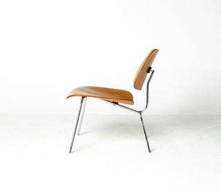 Early Eames LCM Chair in Calico Ash for Herman Miller, circa 1952