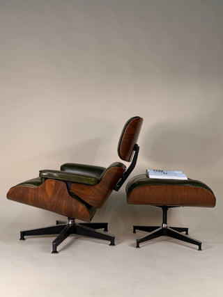 Rare Vintage Eames Lounge Chair & Ottoman 670/671 – 2nd Generation, 1960s | Walnut & Moss Green Leather