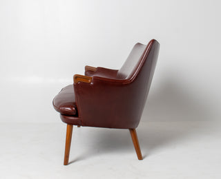Hans Weger CH72 Sofa in Oxblood Leather