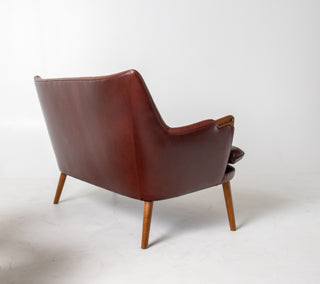 Hans Weger CH72 Sofa in Oxblood Leather