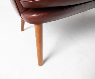 Hans Weger CH72 Sofa in Oxblood Leather