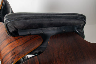 Early 1st Generation Eames Lounge Chair and Ottoman in Rosewood and Black Leather