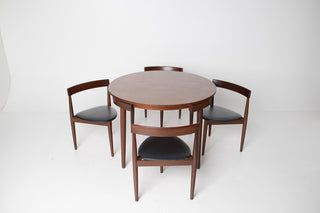 Space-saving Hans Olsen Roundette dining set for apartment living