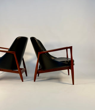 Rare Pair of Vintage Elizabeth Lounge Chairs by Ib Kofod Larsen