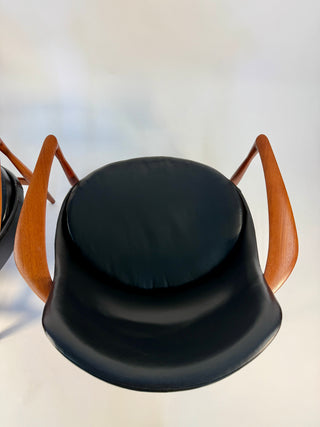 Rare Pair of Vintage Elizabeth Lounge Chairs by Ib Kofod Larsen