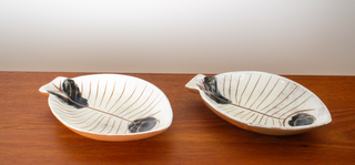 Lagardo Tackett & Kenji FujIta Ceramic Fish Dishs or Spoon Rest Circa 1950s