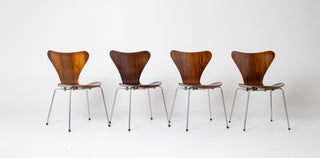 Set of 4 Arne Jacobsen for Fritz Hansen Series 7 Chairs in Rosewood Model 3107