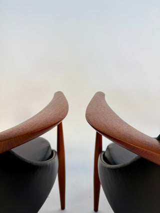 Rare Pair of Vintage Elizabeth Lounge Chairs by Ib Kofod Larsen