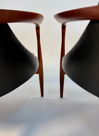 Rare Pair of Vintage Elizabeth Lounge Chairs by Ib Kofod Larsen