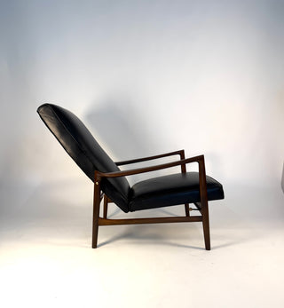 Ib Kofod-Larsen Recliner and Ottoman for Selig in Black Italian Leather