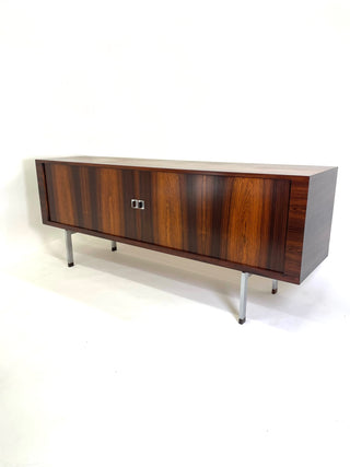 Rare Hans Wegner Presidential Rosewood Credenza for Ry Mobler RY-25