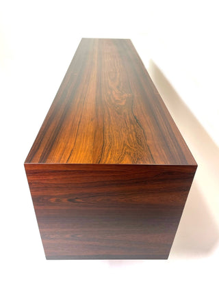 Rare Hans Wegner Presidential Rosewood Credenza for Ry Mobler RY-25