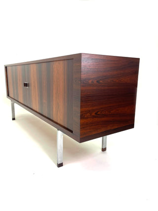 Rare Hans Wegner Presidential Rosewood Credenza for Ry Mobler RY-25