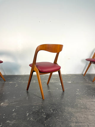 Set of Six Johannes Andersen Dining Chairs for Vamo Sonde, Denmark