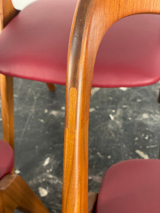 Set of Six Johannes Andersen Dining Chairs for Vamo Sonde, Denmark