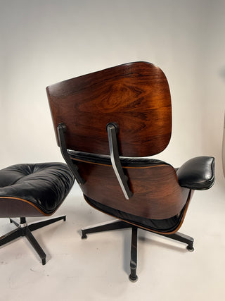 1st Generation Eames Lounge Chair in Rosewood with New Black Leather