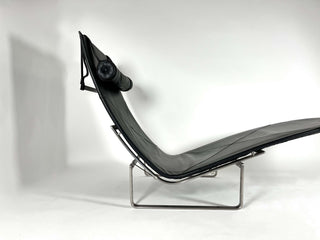 Poul Kjaerholm Chaise Lounge Model PK24 for Fritz Hansen
