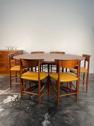 Peter Hvidt & Orla Molgaard-Nielsen Drop Leaf Dining Table in Solid Teak