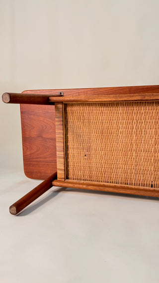 Hans J. Wegner Solid Teak Coffee Table Model AT-10 For Andreas Tuck
