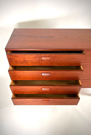 Børge Mogensen Teak Eight-Drawer Dresser – Danish Modern Masterpiece