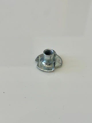 Eames Lounge Chair 670 / 671 Metal Fastener for Base