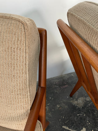 Pair of T.H. Robsjohn-Gibbings Lounge Chairs for Widdicomb