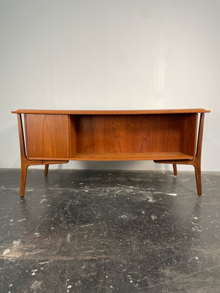 Svend Aage Madsen Bow Front Desk in Teak for HP Hansen, Denmark Circa 1960's