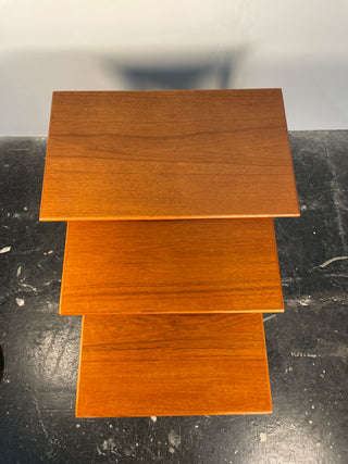 Westnofa Teak Set of 3 Nesting Tables with Conical Legs