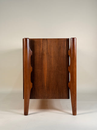 William Hinn Sculpted Walnut 4-Drawer Dresser – Made in Sweden, c. 1950s