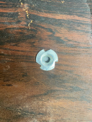 Eames Lounge Chair 670 / 671 Metal Fastener for Base