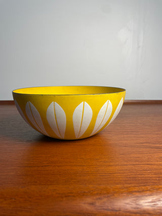 Cathrineholm Lotus 8" Yellow Enamelware Bowl