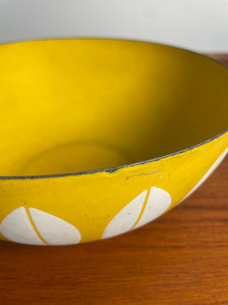 Cathrineholm Lotus 8" Yellow Enamelware Bowl