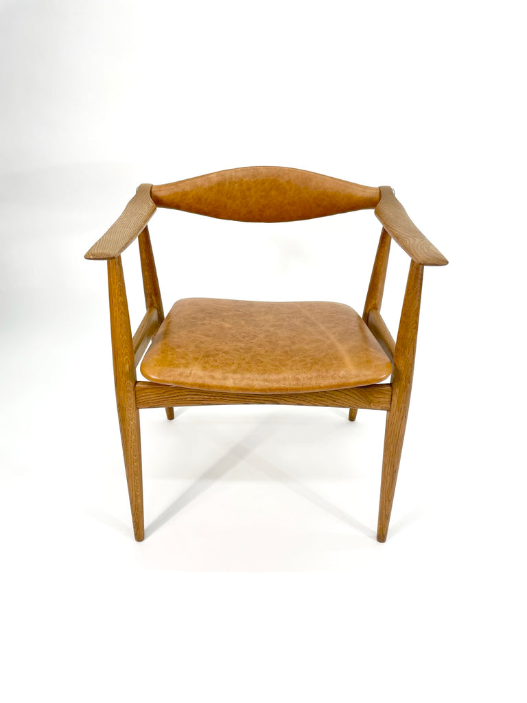 Yoke Chairs by Hans Wegner, circa 1960, CH-34 Carl Hansen & Søn (Pai–  Hobbs Modern