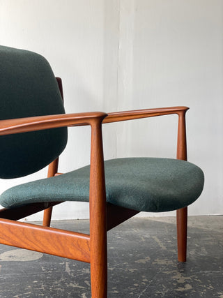 Finn Juhl Model 136 Lounge Chair for France & Son Circa 1950's